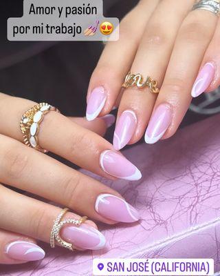 Nails acrilic