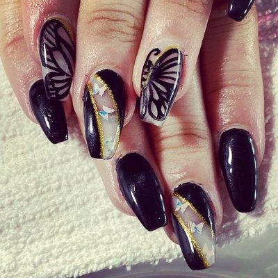 #butterflynailart
#sparoyalemporia
(620)208-830"