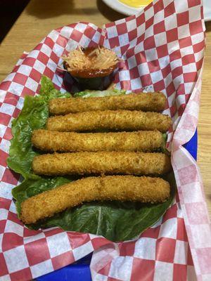 Fried mozzarella sticks