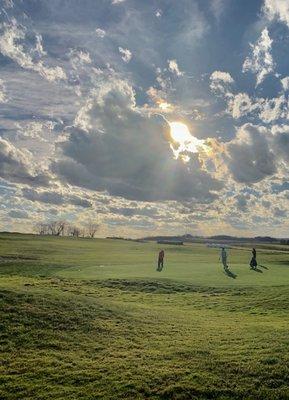 Scenic golfing