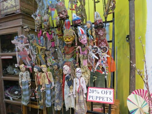 20% OFF PUPPETS