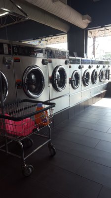 Deer Park Laundromat C