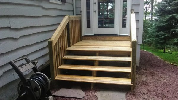 Custom Deck With Railings