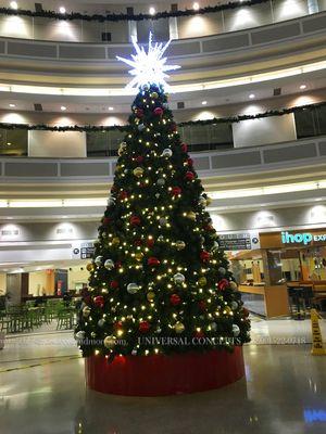 The Atlanta airport shows off one of our impressive panel trees in the atrium