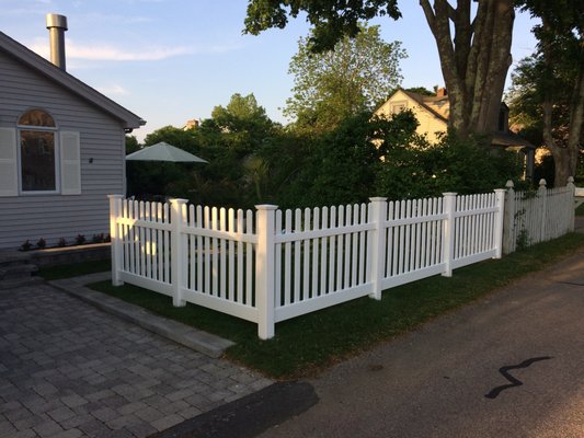 Street Side Privacy (Angel Rd. Narragansett, RI)