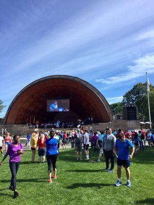 Runners and walkers gather on the lawn for the 2017 AIDS Walk and Run