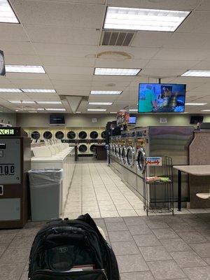 One row of washers and dryers.