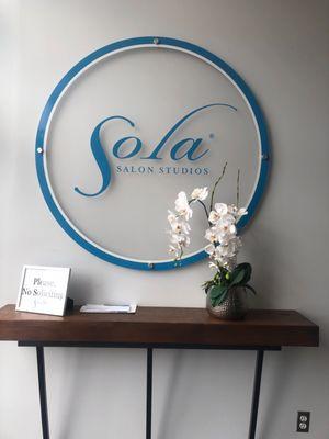 Sola Salon