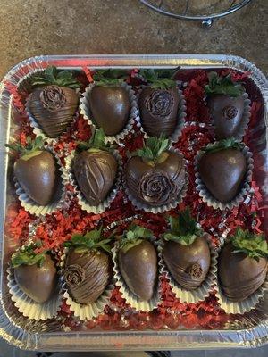 Milk Chocolate Covered berries with designs and edible chocolate roses!