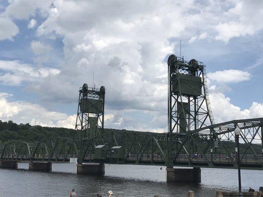 The old Lift Bridge to Sconnie