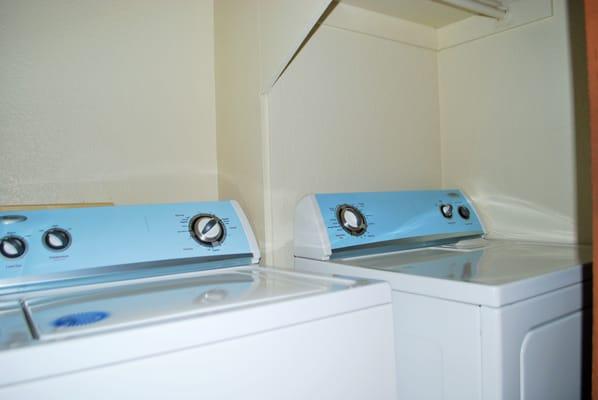 Full-size Washer and Dryer