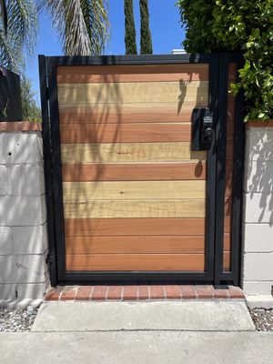 Redwood privacy gate