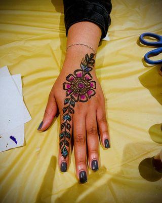 Henna tattoo