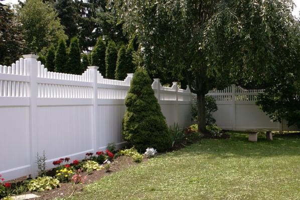 Vinyl privacy fence, Palmyra Country Store Sheds & Fencing