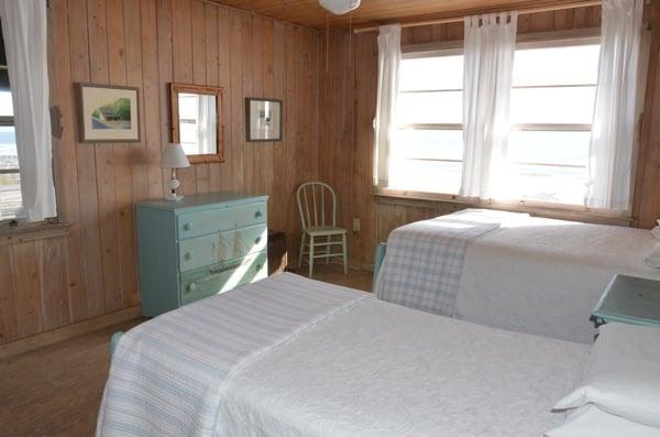 Ocean front room - Sea View Inn, Pawleys Island