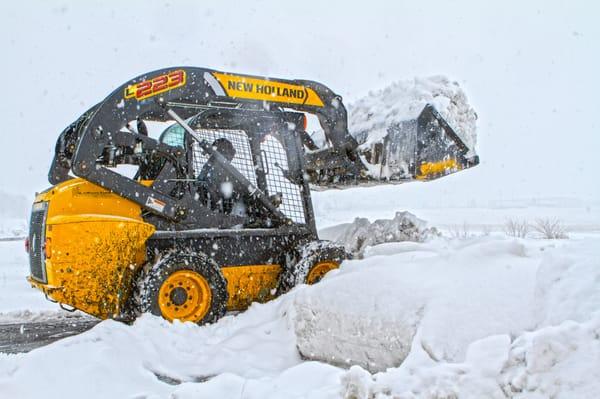 Let our hardworking staff take care of removing the snow from your home or business.