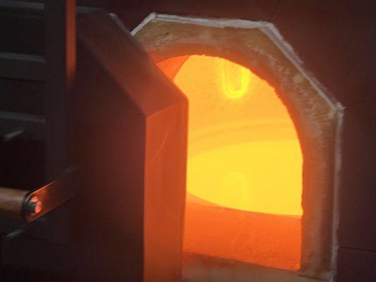 A 2000 degree oven of molten glass