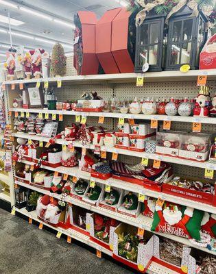 Limited Christmas clearance items  1/4/23