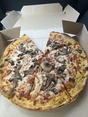 Small mushroom pizza