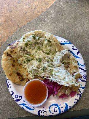 Pupusas de loroco