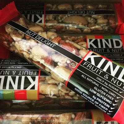 Kind snackbars, great for the office or on the go.