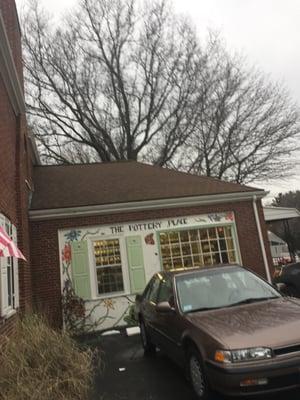 Park Street Books of Medfield -- 504 Main Street / Route 109, Medfield           Exterior