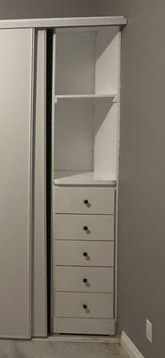 Customer closets drawer's with sliding doors!