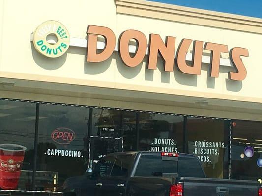 One of my favorite donut shops!!