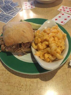 Carolina style pulled pork with homemade Mac n cheese!