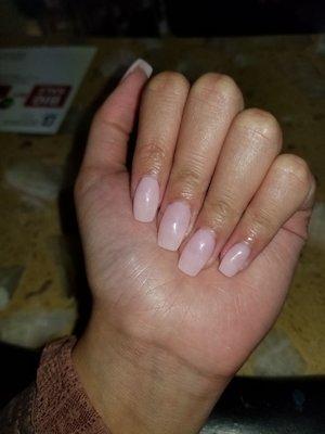 Fake nail with light pink dipping powder