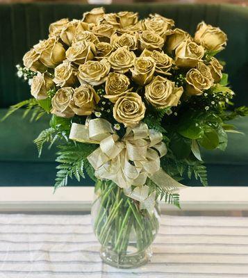 50 Golden Roses for 50th Anniversary