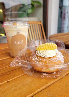 Sweet corn einspanner & Corn creme-filled donut