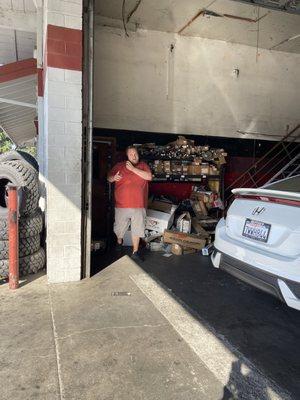 Aron the mechanic at United Tires & Wheels