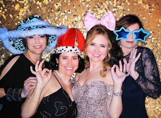 Website: http://www.bocaeventphotobooth.com/  Tel: (561) 406-9888 Email: info@bocaeventphotobooth.com