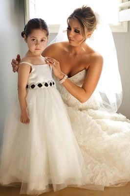 pasadena hilton wedding portrait of the bride and her flower girl.