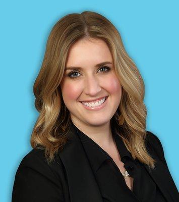 Hallye Reynolds,  LA Licensed Aesthetician, Center for Aesthetic & Laser Medicine Tyler