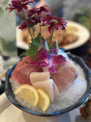 Sushi and sashimi platter for two