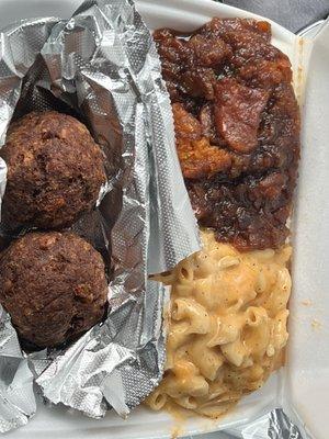 Crab balls, Mac and cheese, yams.