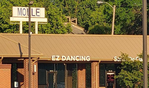 EZ Dancing, Blue Springs, learn to dance... private lessons, wedding lessons, group classes, ballroom, tango, Latin