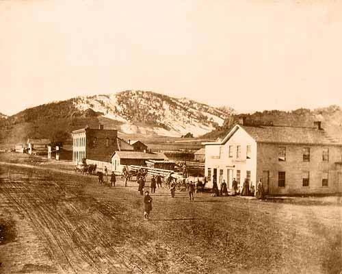 Earliest known photo of Boulder - showing Pearl Street. 1866