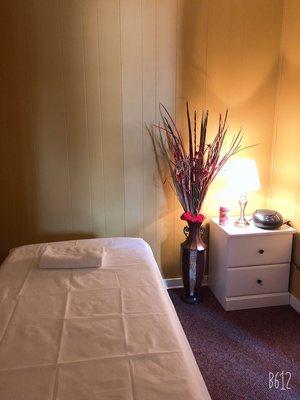 Golden Spa & Massage Open Daily 9:am to 10pm  603 Broad St,#B. Bennettsville, SC 29512 Tel:(843) 456-5000 Private massage rooms, clean, quit