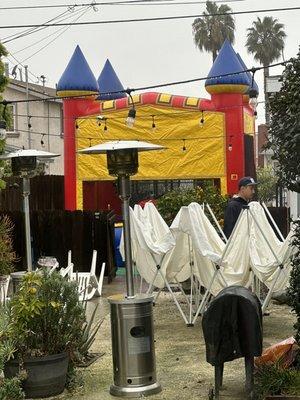 13x13 bounce house and heat lamp rentals. Would use them again!