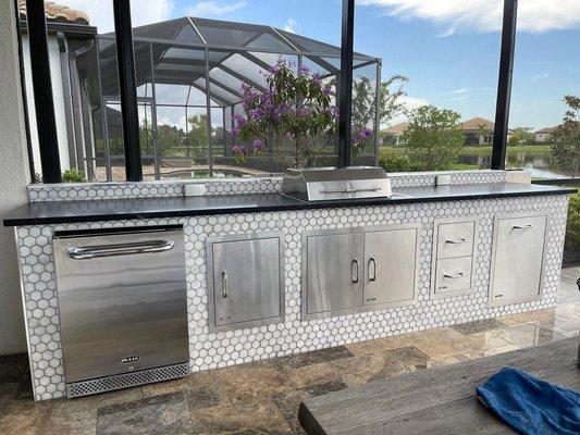 outdoor kitchen