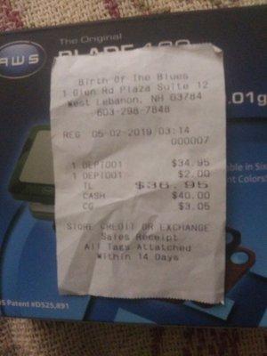 Pic of receipt with store exhange and return policy that they dont honor