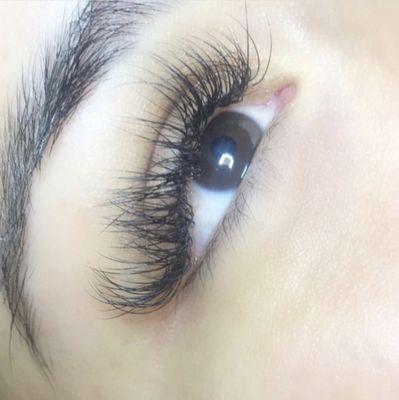 Classic wispy lash set