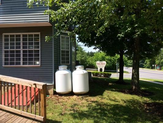 Corner lot. This is a stand alone house.