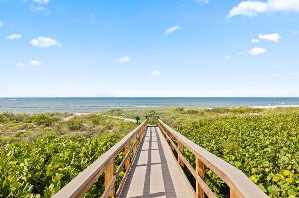 Tarpon Beach Sanibel boardwalk to beach