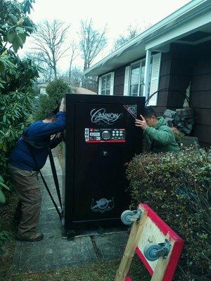 Moving a 500-pound gun safe. No problem!