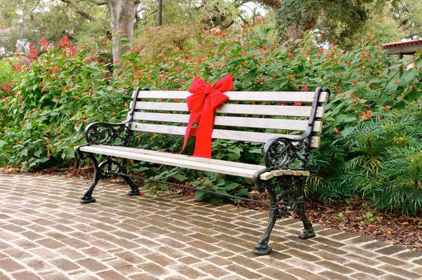 Dedicate your very own bench in your favorite Charleston park! What a great gift and a perfect way to honor a loved one.