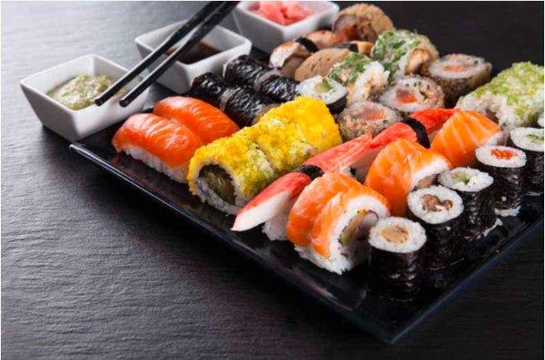 Sushi platter